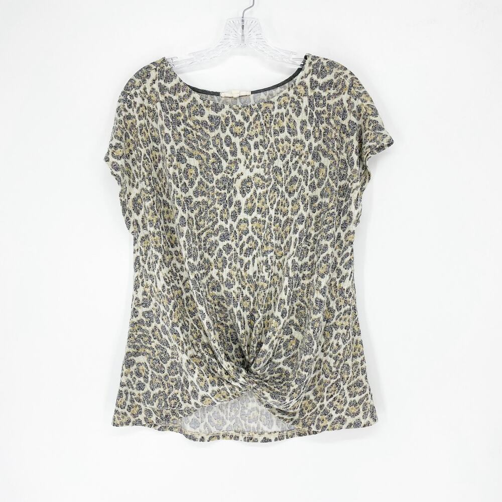 Another Reason Short Sleeve Leopard Print Top Size Medium
